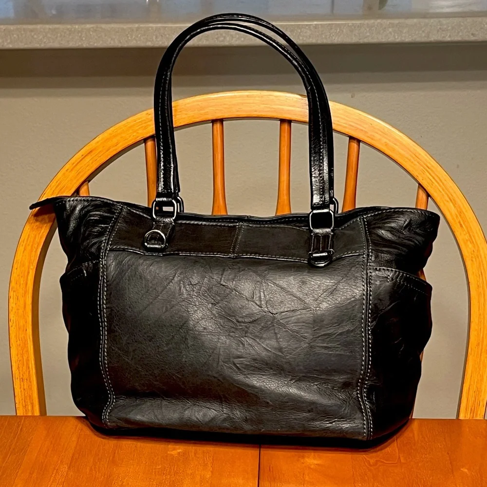 Simply Vera Vera Wang Black Luxe Leather Handbag NWT